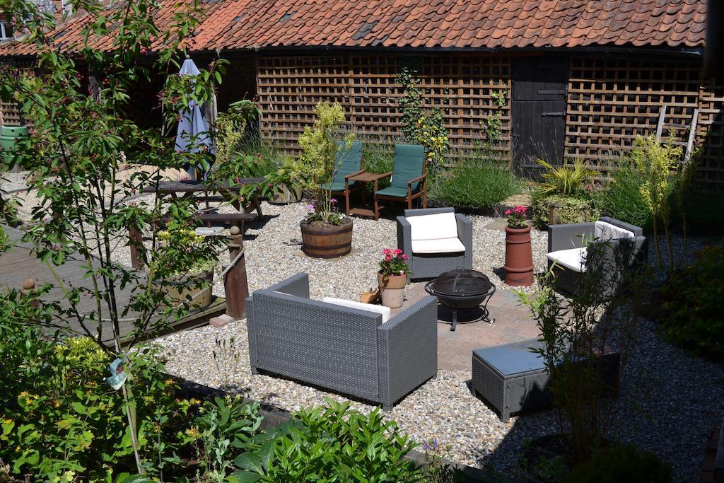 Bed and Breakfast The Barns Thorpe Market Экстерьер фото